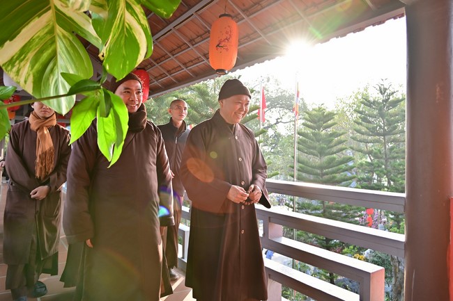 Preaching dharma at Hoa Phuc pagoda in the third day of propagation trip in the Northern