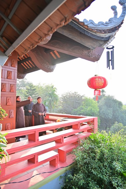 Preaching dharma at Hoa Phuc pagoda in the third day of propagation trip in the Northern