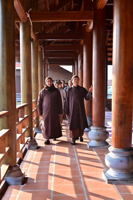 Preaching dharma at Hoa Phuc pagoda in the third day of propagation trip in the Northern