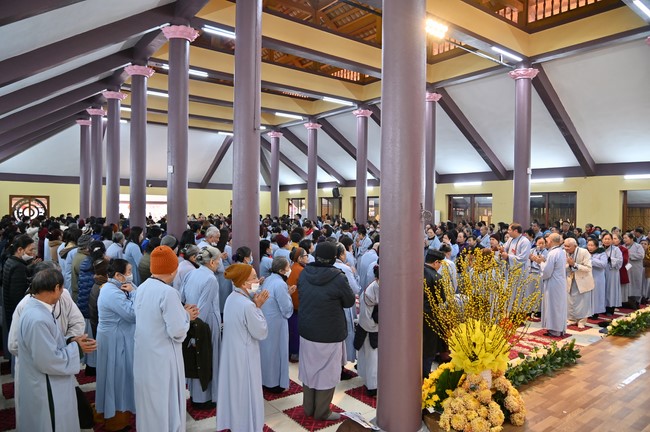 Preaching dharma at Hoa Phuc pagoda in the third day of propagation trip in the Northern