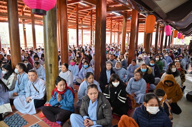 Preaching dharma at Hoa Phuc pagoda in the third day of propagation trip in the Northern