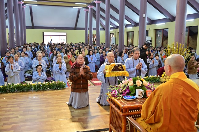 Preaching dharma at Hoa Phuc pagoda in the third day of propagation trip in the Northern