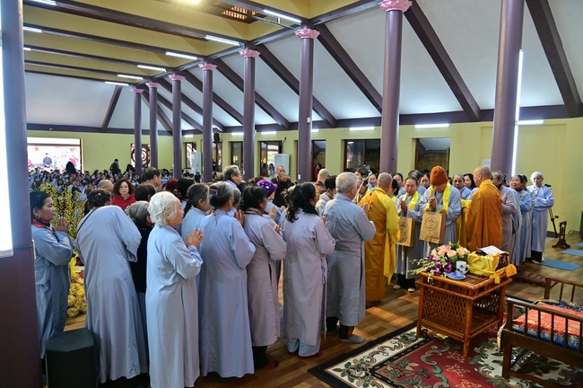 Preaching dharma at Hoa Phuc pagoda in the third day of propagation trip in the Northern