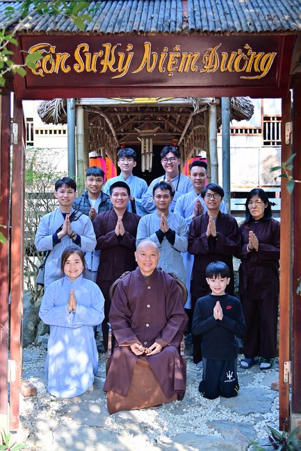 Preaching dharma at Hoa Phuc pagoda in the third day of propagation trip in the Northern