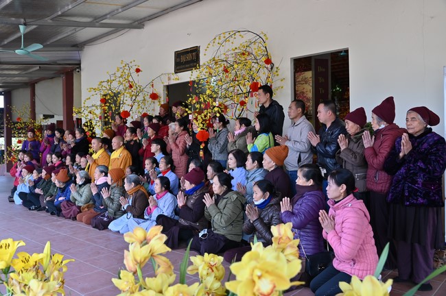Ngày thứ tư, chuyến Phật sự miền Bắc, giảng pháp tại chùa Đại Sơn – chùa Đại Cồ Việt