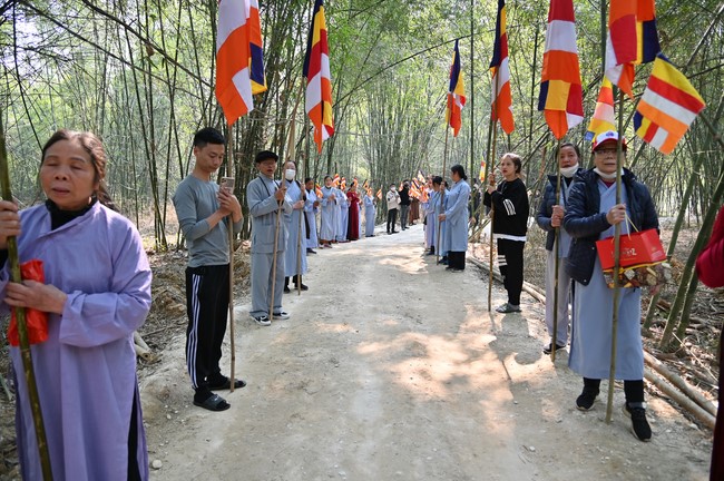 Ngày thứ tư, chuyến Phật sự miền Bắc, giảng pháp tại chùa Đại Sơn – chùa Đại Cồ Việt