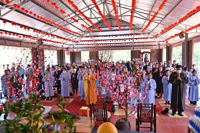 Ngày thứ tư, chuyến Phật sự miền Bắc, giảng pháp tại chùa Đại Sơn – chùa Đại Cồ Việt