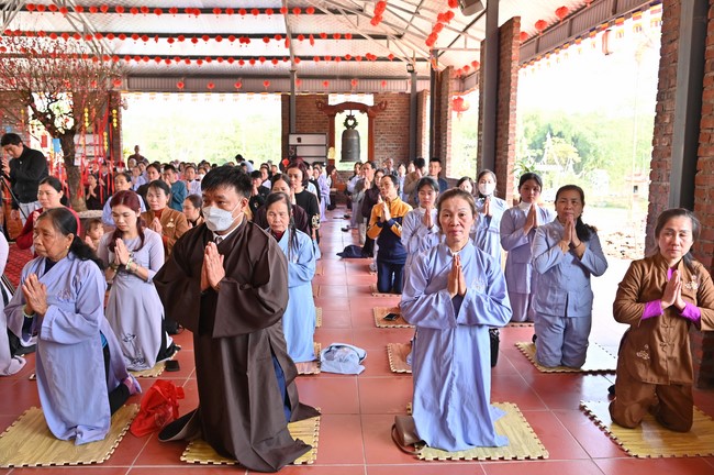 Ngày thứ tư, chuyến Phật sự miền Bắc, giảng pháp tại chùa Đại Sơn – chùa Đại Cồ Việt