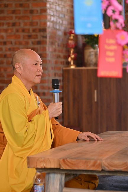 Ngày thứ tư, chuyến Phật sự miền Bắc, giảng pháp tại chùa Đại Sơn – chùa Đại Cồ Việt