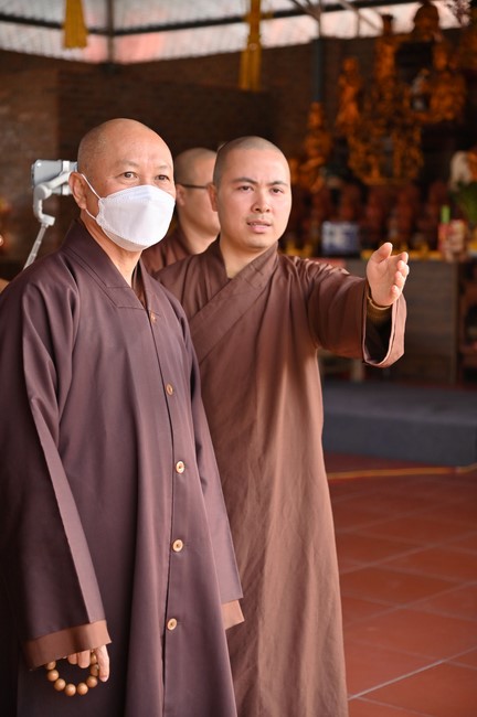 Ngày thứ tư, chuyến Phật sự miền Bắc, giảng pháp tại chùa Đại Sơn – chùa Đại Cồ Việt