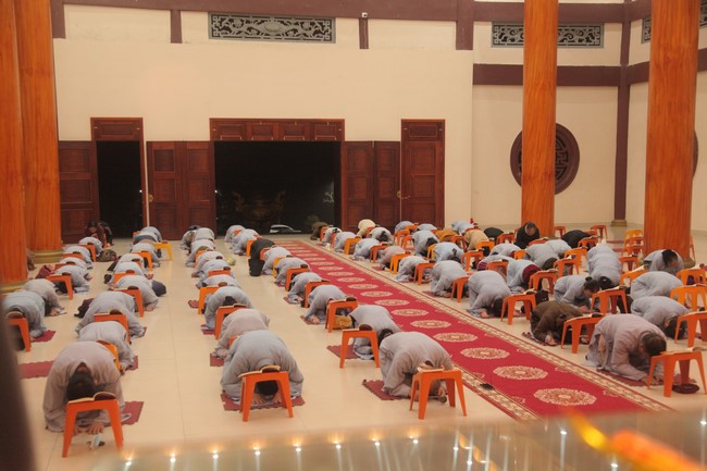 Repentant Ceremony at Giai Lam Temple – Ha Tinh
