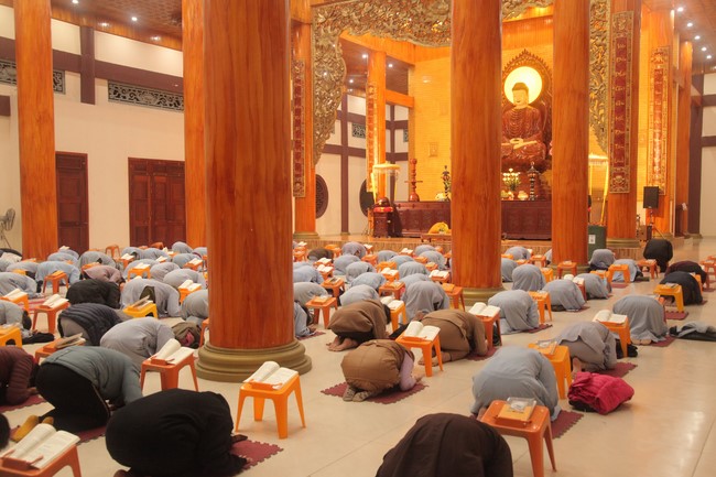 Repentant Ceremony at Giai Lam Temple – Ha Tinh