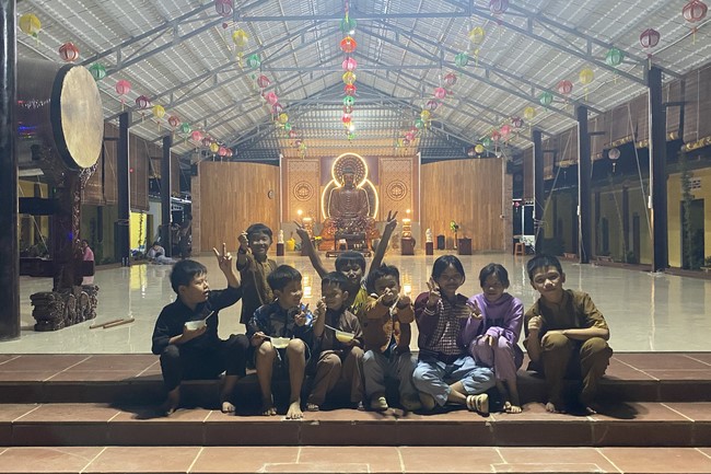 Chùa Suối Pháp – Tây Ninh: Lễ sám hối