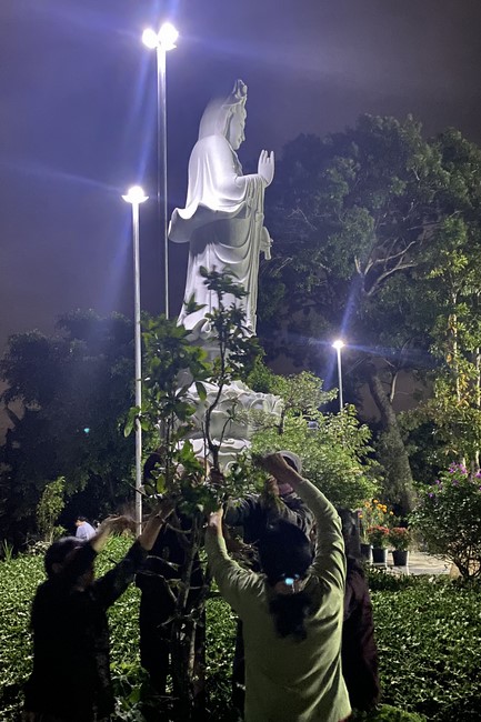 Chùa Suối Pháp – Tây Ninh: Lễ sám hối