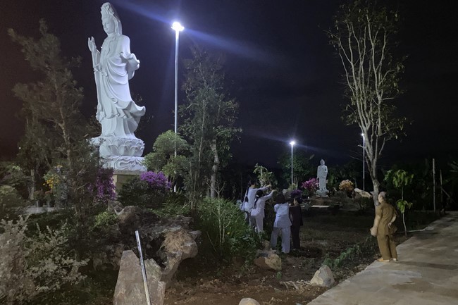 Chùa Suối Pháp – Tây Ninh: Lễ sám hối