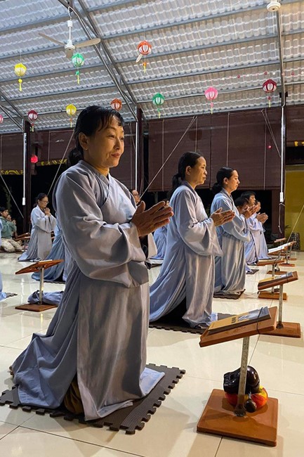 Chùa Suối Pháp – Tây Ninh: Lễ sám hối