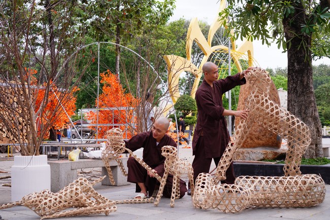 Preparation Activities to Welcome Year of Cat (part 2)