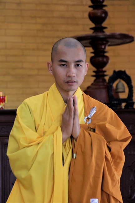 The rite of year end dharma thanking at Giai Lam pagoda