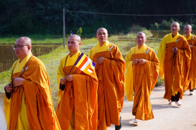Ceremony of seating Buddha Statue of Dai Co Viet Pagoda, Yen Bai