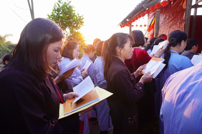 Ceremony of seating Buddha Statue of Dai Co Viet Pagoda, Yen Bai
