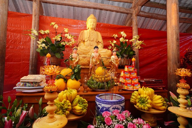 Ceremony of seating Buddha Statue of Dai Co Viet Pagoda, Yen Bai