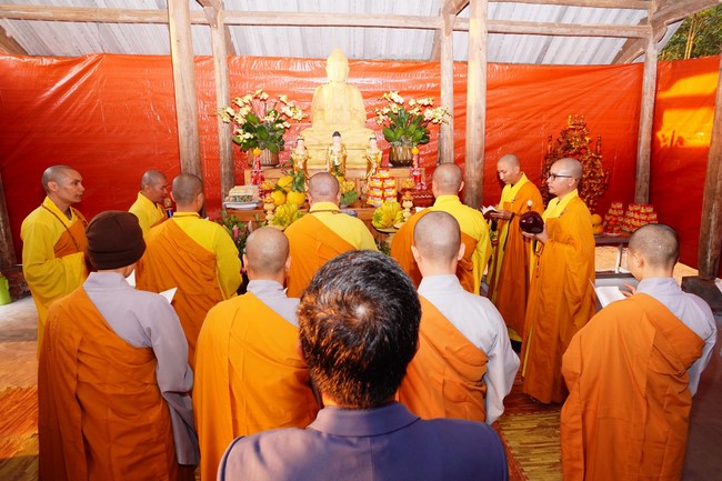 Ceremony of seating Buddha Statue of Dai Co Viet Pagoda, Yen Bai