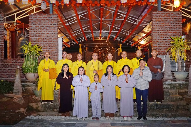 Ceremony of seating Buddha Statue of Dai Co Viet Pagoda, Yen Bai