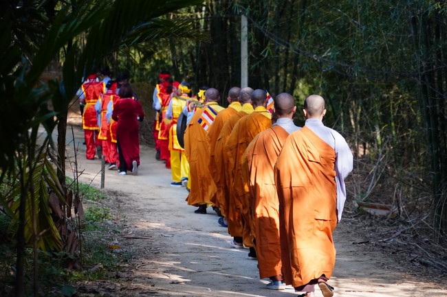 Ceremony of seating Buddha Statue of Dai Co Viet Pagoda, Yen Bai