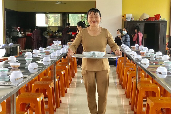 One-Day Peaceful Retreat at Suoi Phap Pagoda