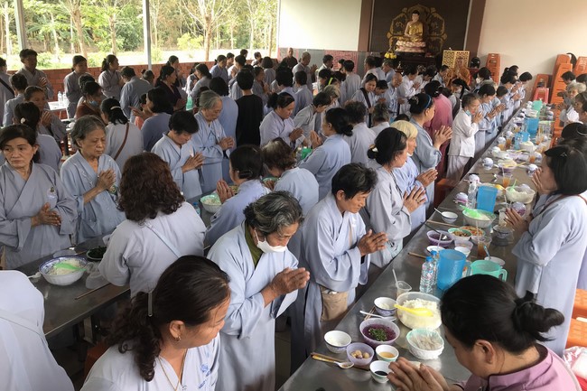 One-Day Peaceful Retreat at Suoi Phap Pagoda