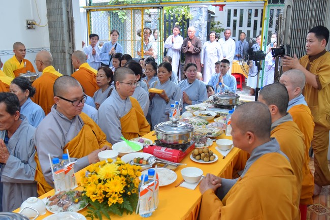 Buddhist Dieu Nguyet 's death Anniversary at Minh Chat ashram, Can Tho Province