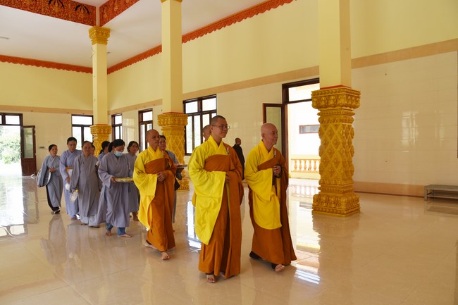 Quỹ đào tạo Tăng tài Ngộ Chân Tử cúng dường tại trường Trung cấp Phật học TP.HCM - Đồng Nai - Cần Thơ