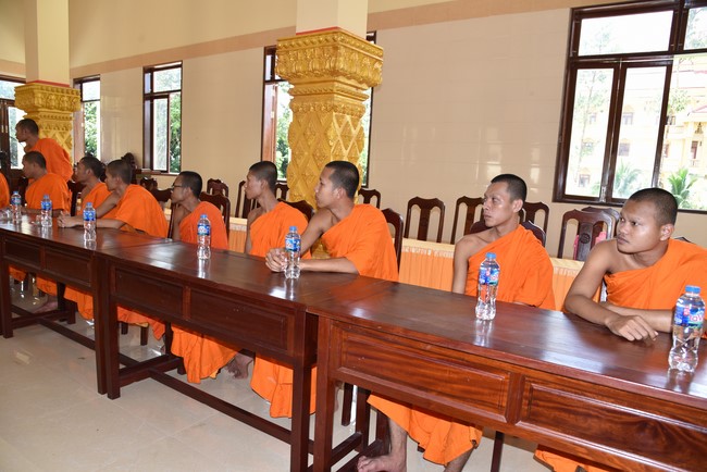 Quỹ đào tạo Tăng tài Ngộ Chân Tử cúng dường tại trường Trung cấp Phật học TP.HCM - Đồng Nai - Cần Thơ