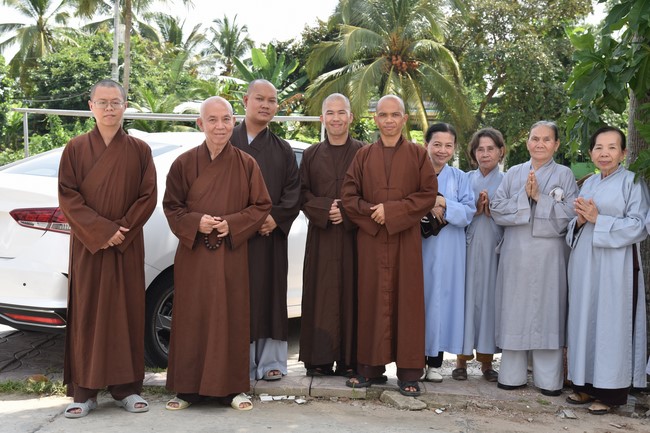 Quỹ đào tạo Tăng tài Ngộ Chân Tử cúng dường tại trường Trung cấp Phật học TP.HCM - Đồng Nai - Cần Thơ