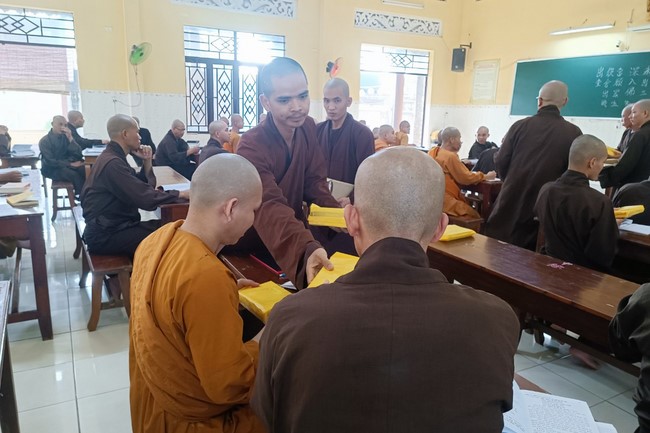 Quỹ đào tạo Tăng tài Ngộ Chân Tử cúng dường tại trường Trung cấp Phật học TP.HCM - Đồng Nai - Cần Thơ