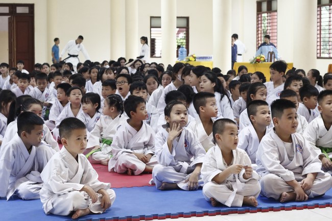 Chùa Giai Lam - Hà Tĩnh: Lễ sám hối và Cuộc thi lên đai Karate-Do