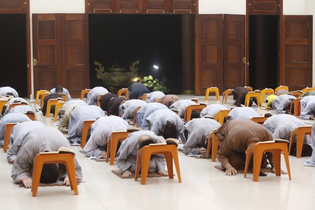 Chùa Giai Lam - Hà Tĩnh: Lễ sám hối và Cuộc thi lên đai Karate-Do
