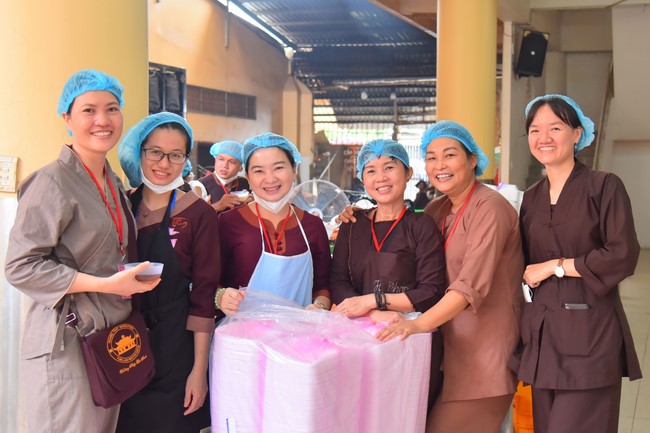 Chương trình Ánh Sáng Phật Pháp kỳ 77