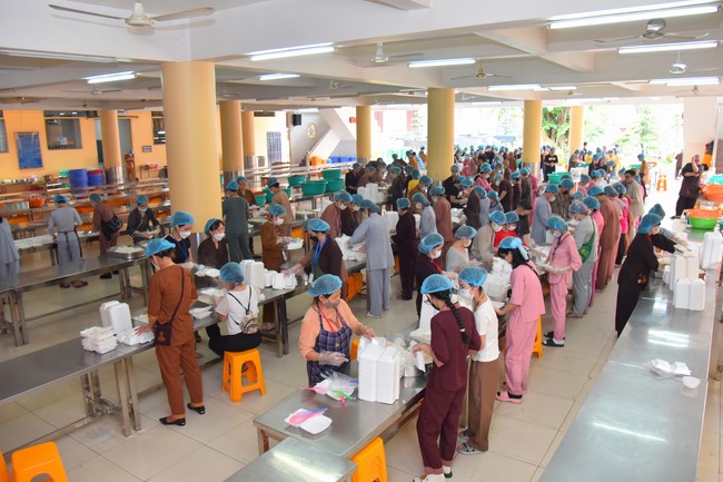 Chương trình Ánh Sáng Phật Pháp kỳ 77