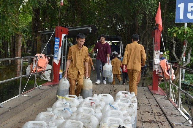 The Rite of Releasing creatures and Praying for Peace at Trang Nguyen company and Toan Phat Irradiation Company Limited