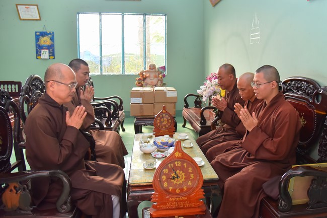 Quỹ đào tạo Tăng tài Ngộ Chân Tử cúng dường tại trường Trung cấp Phật học Long An – Bình Dương