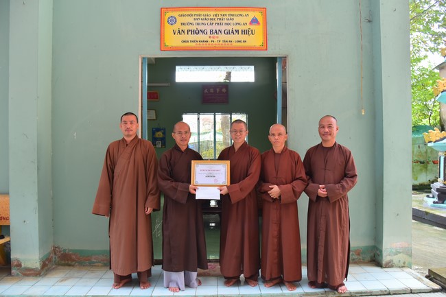 Quỹ đào tạo Tăng tài Ngộ Chân Tử cúng dường tại trường Trung cấp Phật học Long An – Bình Dương