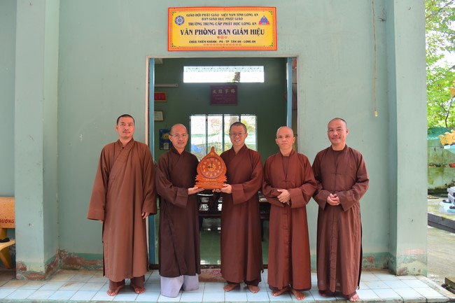 Quỹ đào tạo Tăng tài Ngộ Chân Tử cúng dường tại trường Trung cấp Phật học Long An – Bình Dương