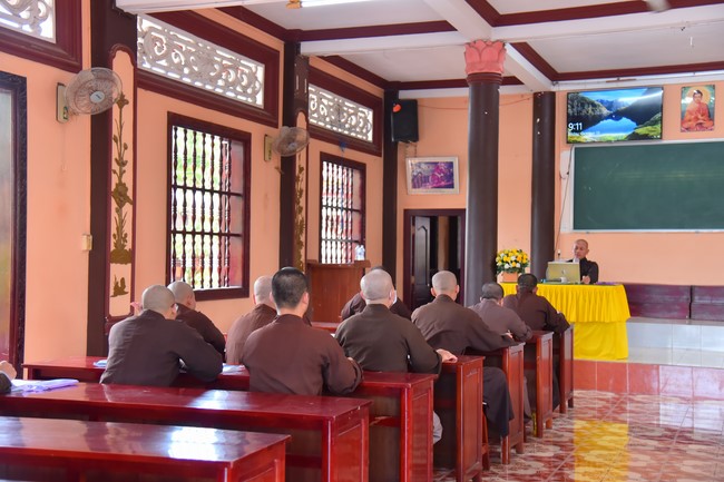 Quỹ đào tạo Tăng tài Ngộ Chân Tử cúng dường tại trường Trung cấp Phật học Long An – Bình Dương