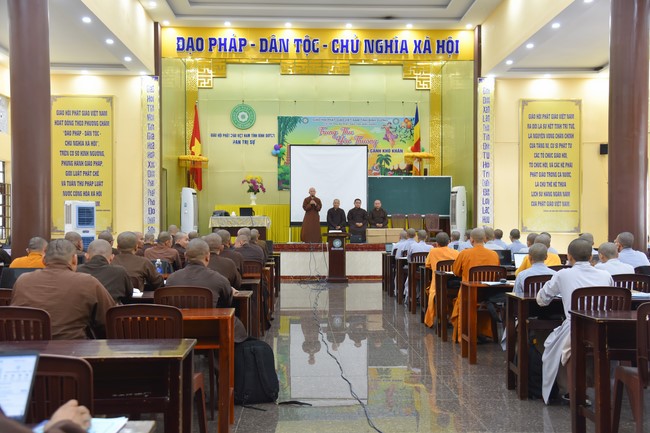 Quỹ đào tạo Tăng tài Ngộ Chân Tử cúng dường tại trường Trung cấp Phật học Long An – Bình Dương