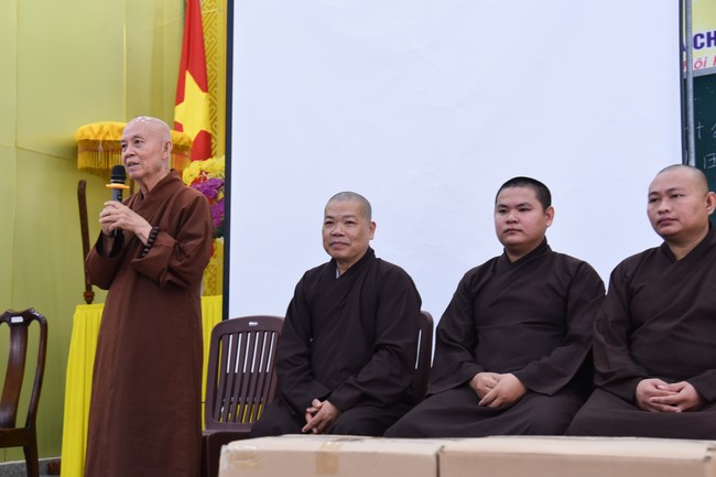 Quỹ đào tạo Tăng tài Ngộ Chân Tử cúng dường tại trường Trung cấp Phật học Long An – Bình Dương