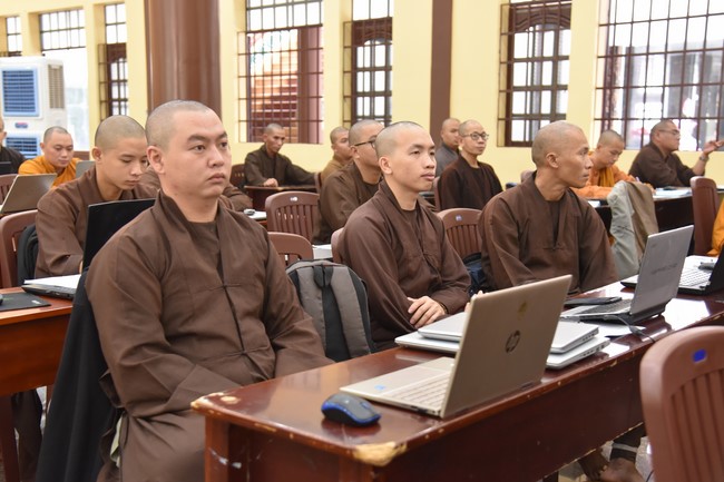 Quỹ đào tạo Tăng tài Ngộ Chân Tử cúng dường tại trường Trung cấp Phật học Long An – Bình Dương