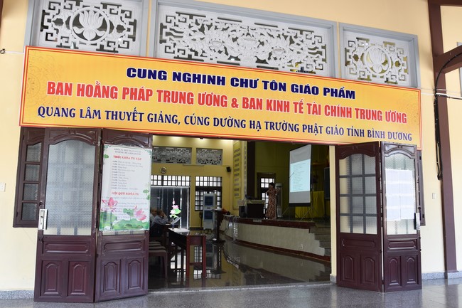 Quỹ đào tạo Tăng tài Ngộ Chân Tử cúng dường tại trường Trung cấp Phật học Long An – Bình Dương