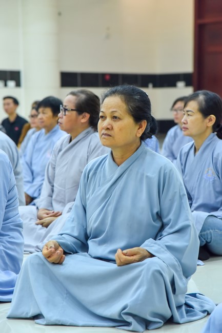 Nhóm Hiểu và Thương: trang nghiêm đảnh lễ khánh tuế Hòa thượng Đạo trưởng