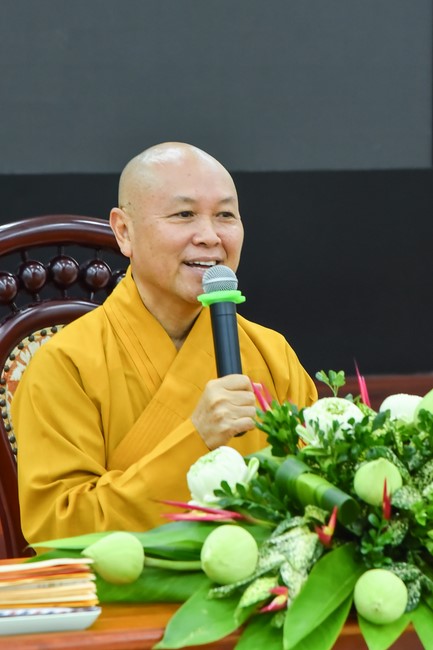 Nhóm Hiểu và Thương: trang nghiêm đảnh lễ khánh tuế Hòa thượng Đạo trưởng